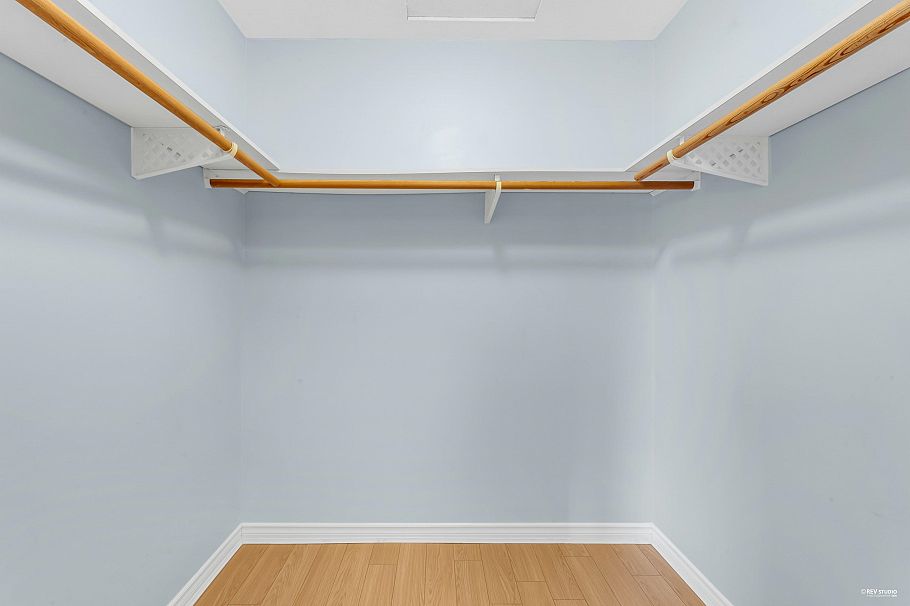 2068 Scarboro Avenue Vancouver, BC - 25