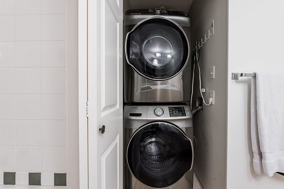 604 1420 W Georgia Street Vancouver, BC - 16