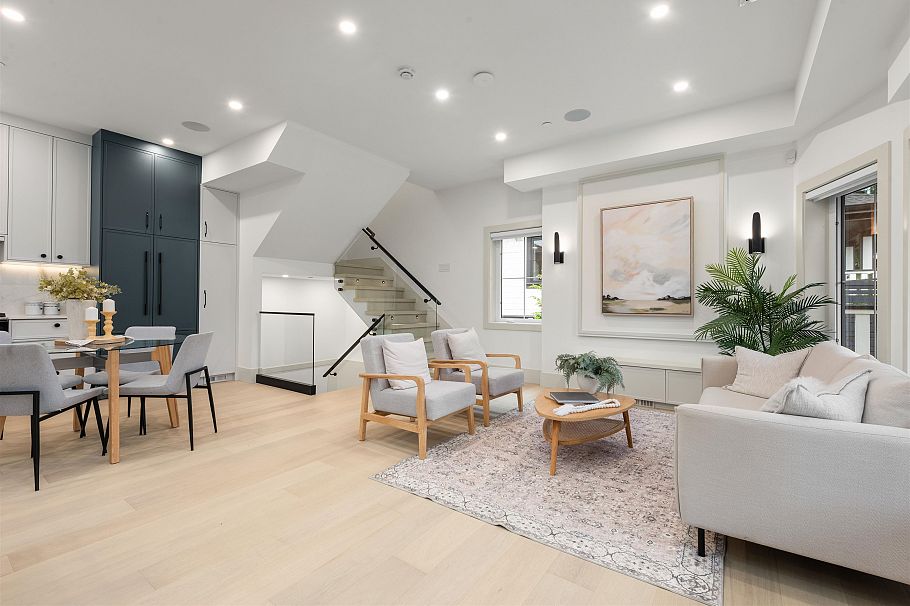 1 365 E 33rd Avenue Vancouver, BC - 2