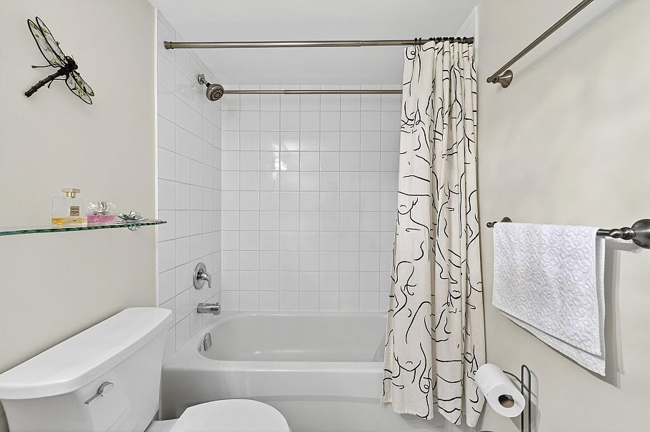 104 1551 W 11th Avenue Vancouver, BC - 17