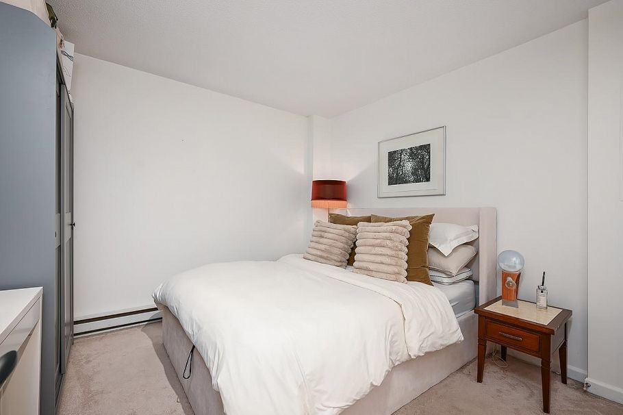 305 4425 Halifax Street Burnaby, BC - 12