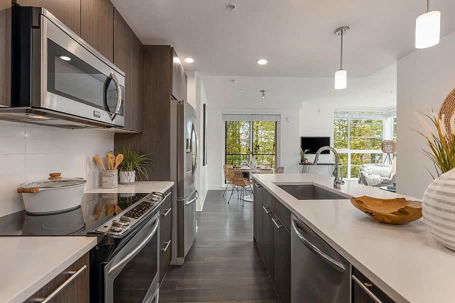 407 733 W 3rd Street North Vancouver, BC - 12