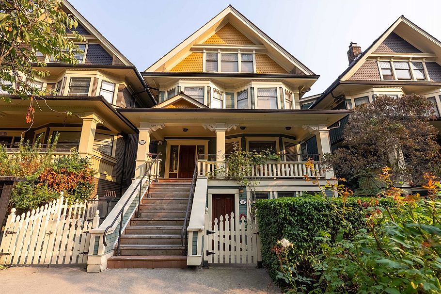 2 1116 Bute Street Vancouver, BC - 1