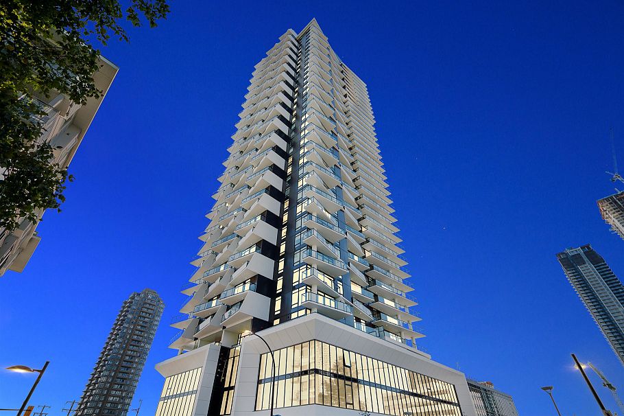 3110 2181 Madison Avenue Burnaby, BC - 2