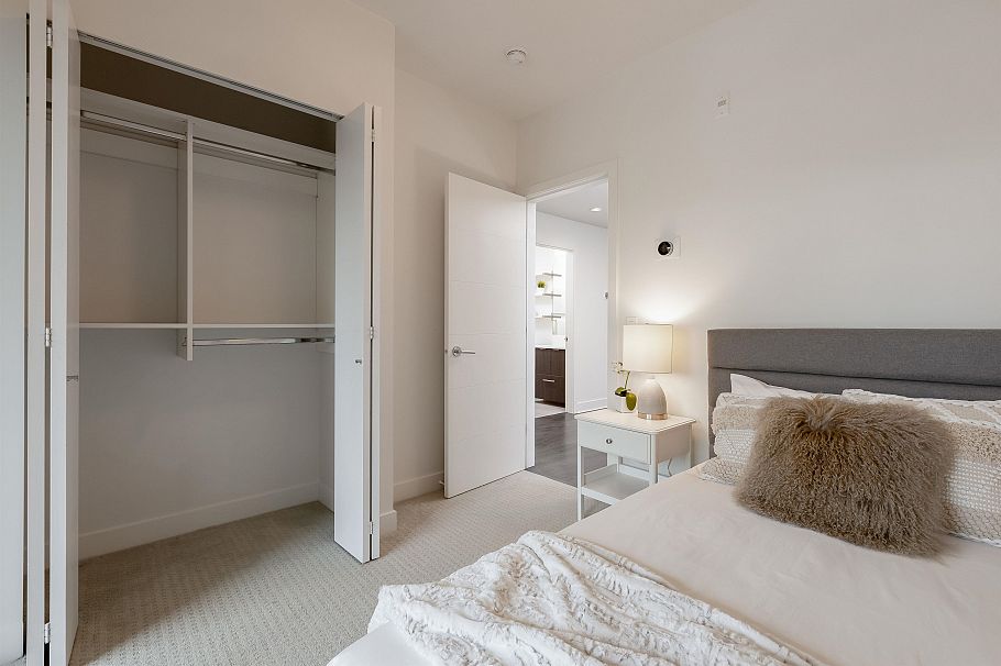 407 733 W 3rd Street North Vancouver, BC - 23