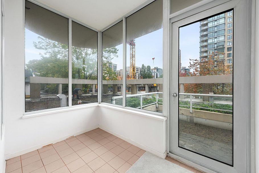 201 1788 W Georgia Street Vancouver, BC - 20