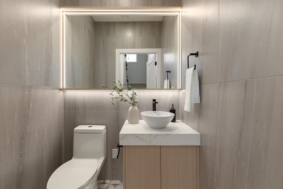 2 3506 E Pender Street Vancouver, BC - 11