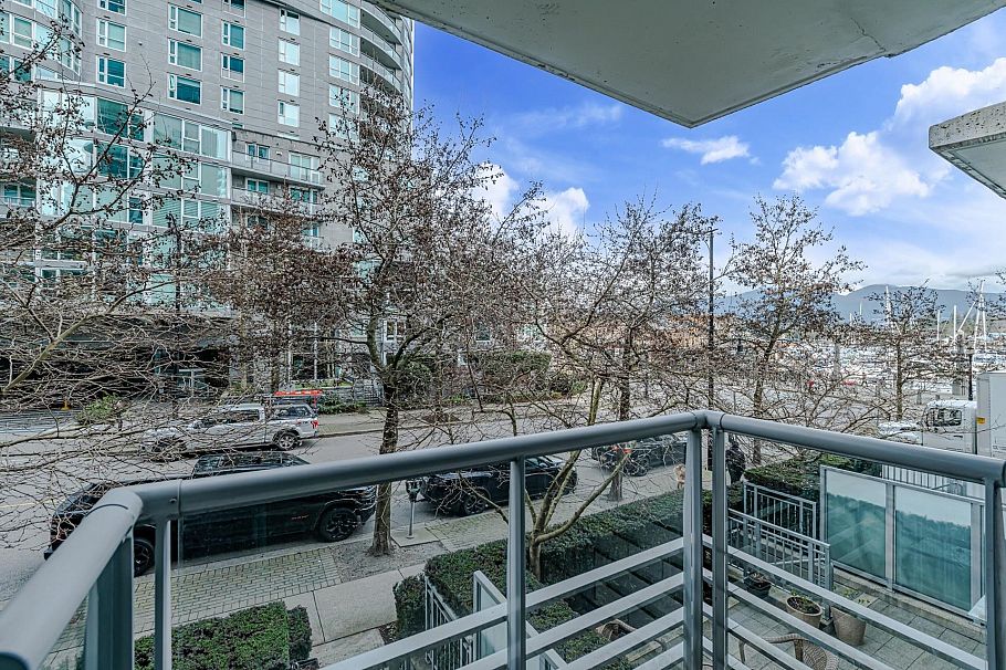 574 Nicola Street Vancouver, BC - 30