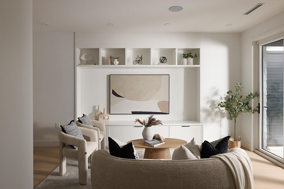 1 419 W 23rd Avenue Vancouver, BC - 5