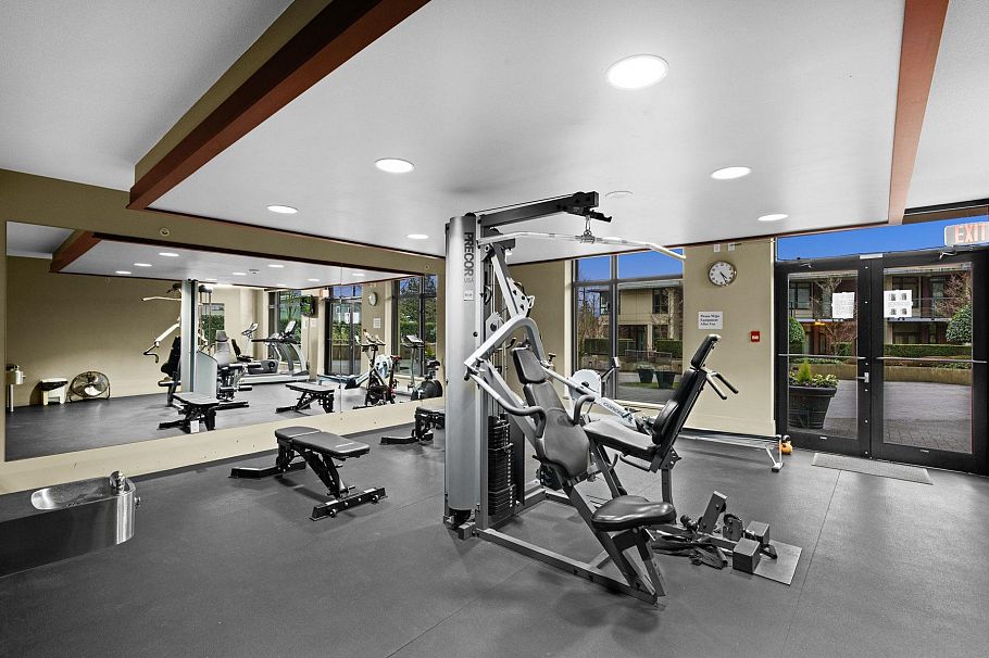 807 683 W Victoria Park North Vancouver, BC - 21