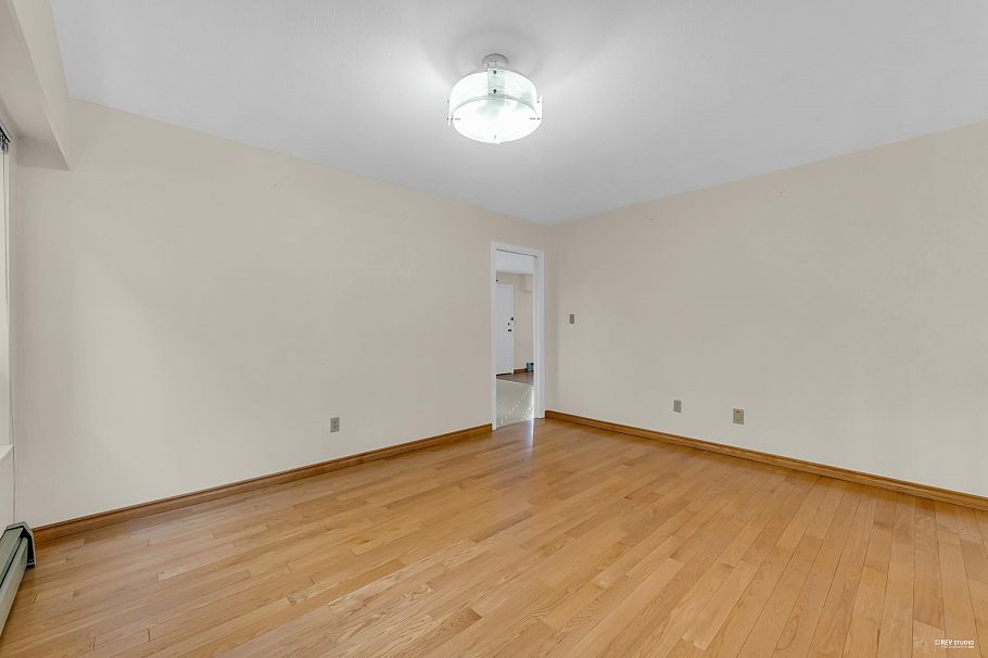 2068 Scarboro Avenue Vancouver, BC - 14