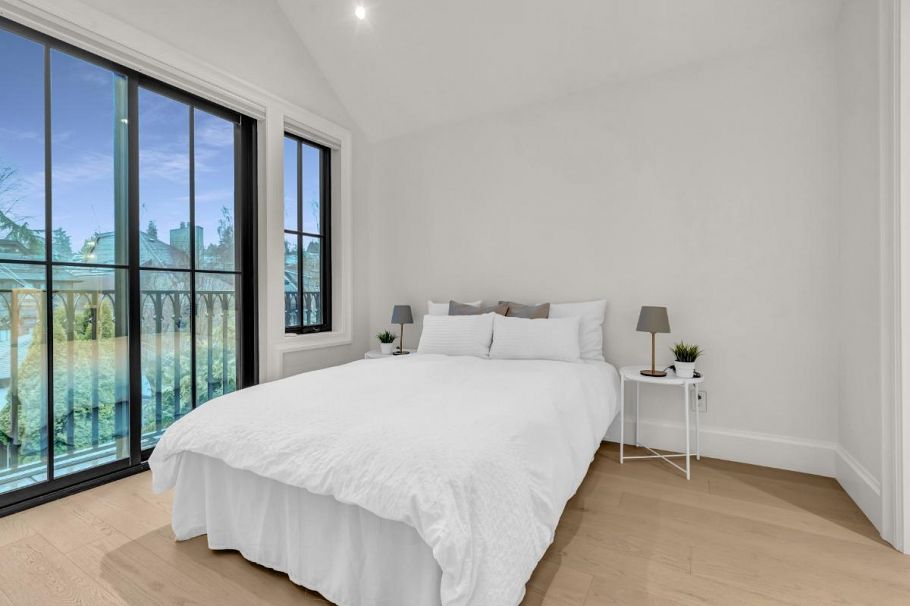 4454 W 4th Avenue Vancouver, BC - 31