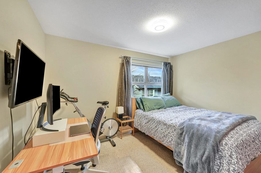 36 3855 Pender Street Burnaby, BC - 14