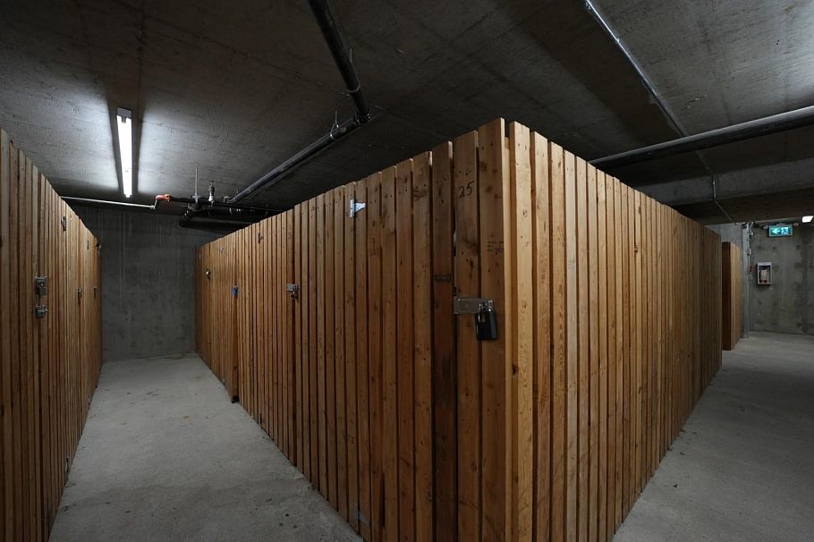 36 3855 Pender Street Burnaby, BC - 34