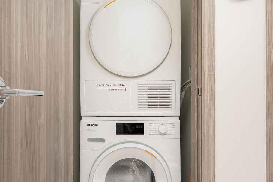 1007 8555 Capstan Way Richmond, BC - 16