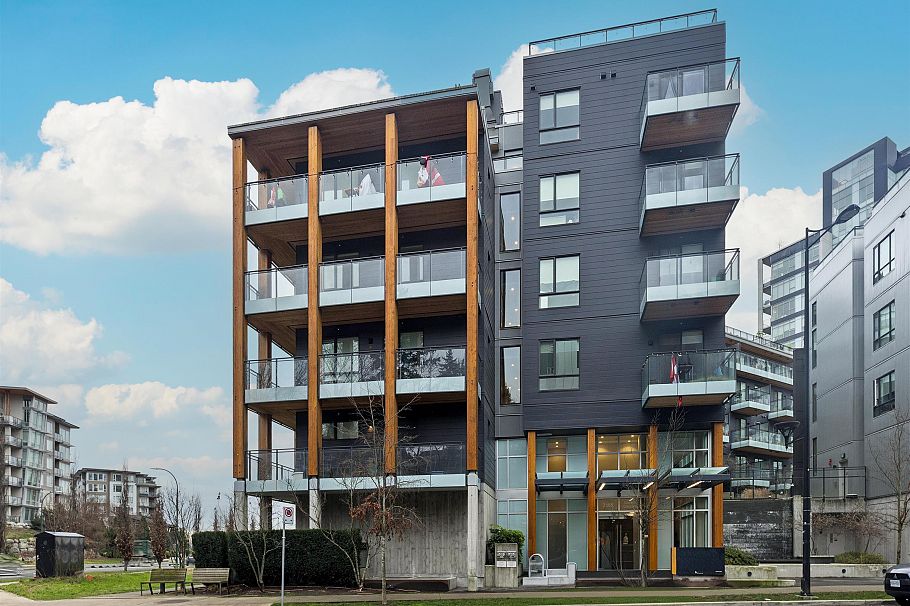 202 3588 Sawmill Crescent Vancouver, BC - 1