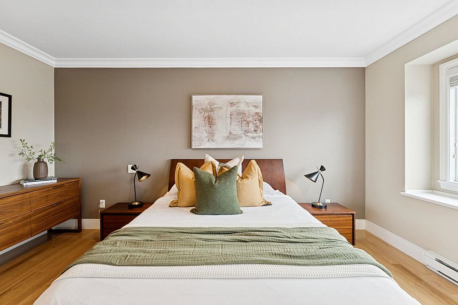 353 E 5th Street North Vancouver, BC - 19