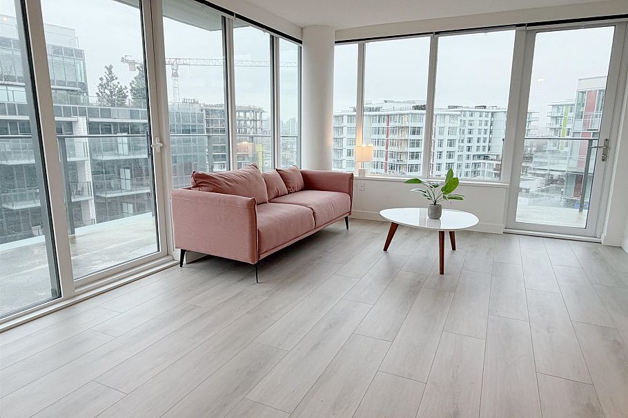 1385 8608 Hazelbridge Way Richmond, BC - 2