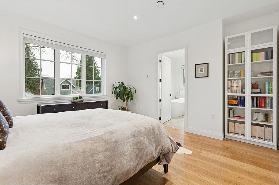 2975 W 15th Avenue Vancouver, BC - 22