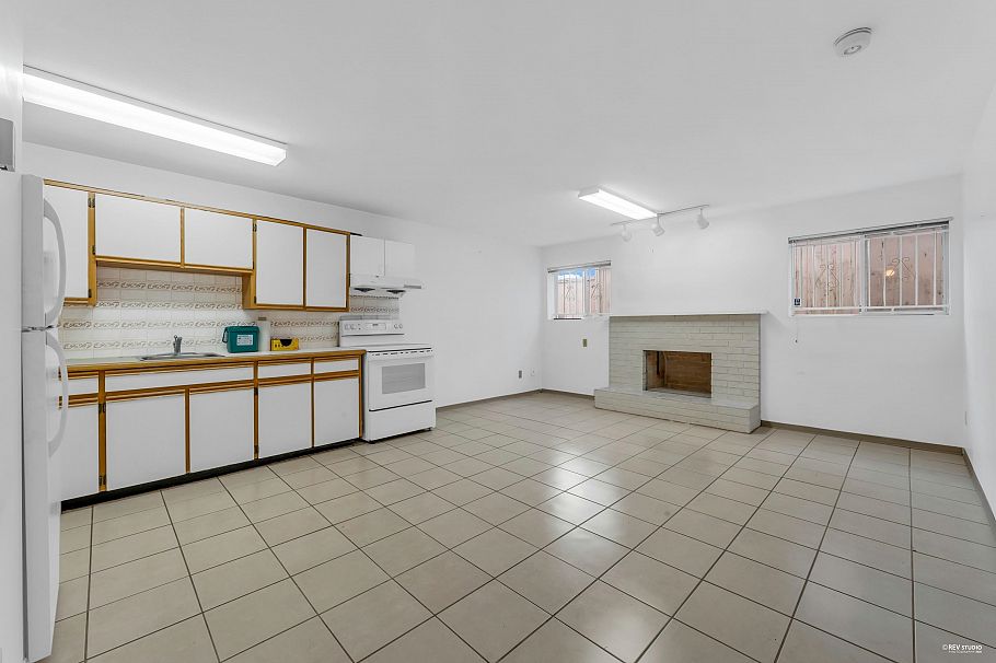 2068 Scarboro Avenue Vancouver, BC - 33