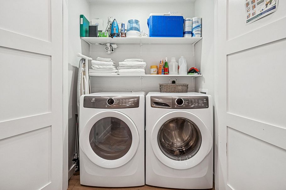 933 Mclean Drive Vancouver, BC - 18