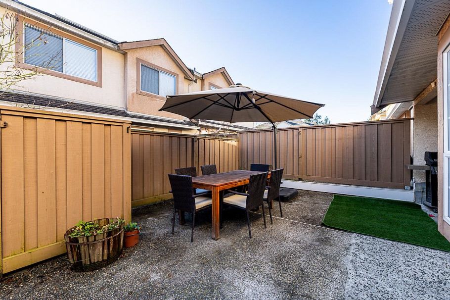 10 901 W 17th Street North Vancouver, BC - 4