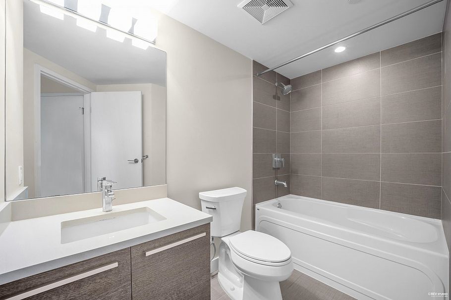 703 1323 Homer Street Vancouver, BC - 12