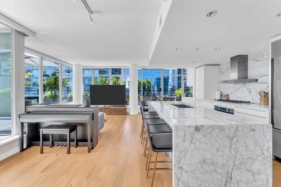 2602 788 Richards Street Vancouver, BC - 3