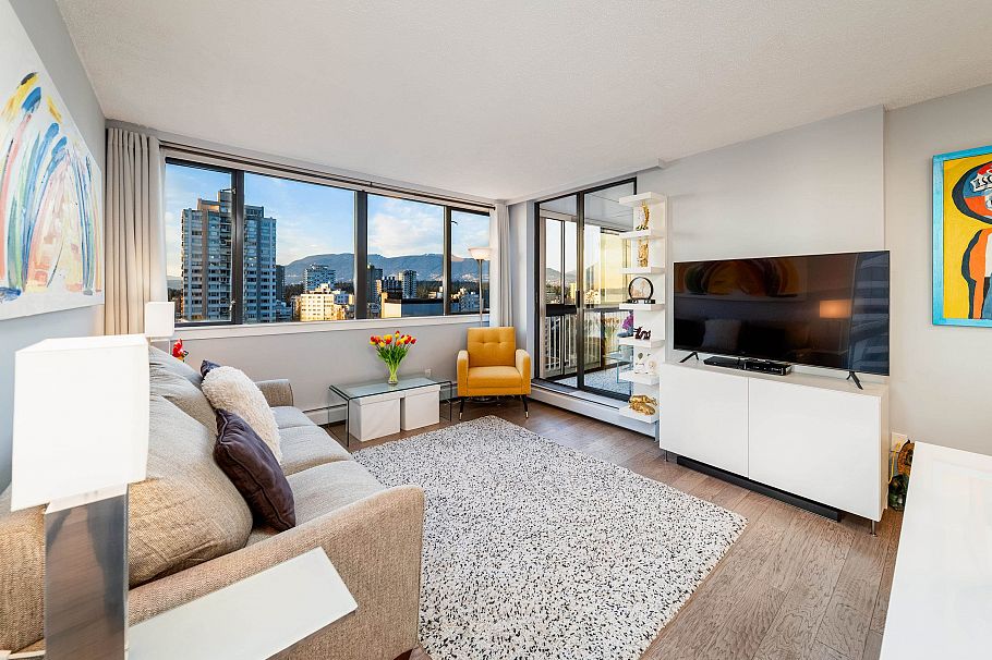 1501 1740 Comox Street Vancouver, BC - 7