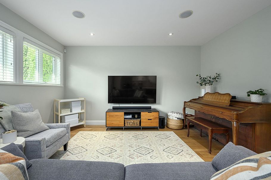 4241 Balkan Street Vancouver, BC - 9