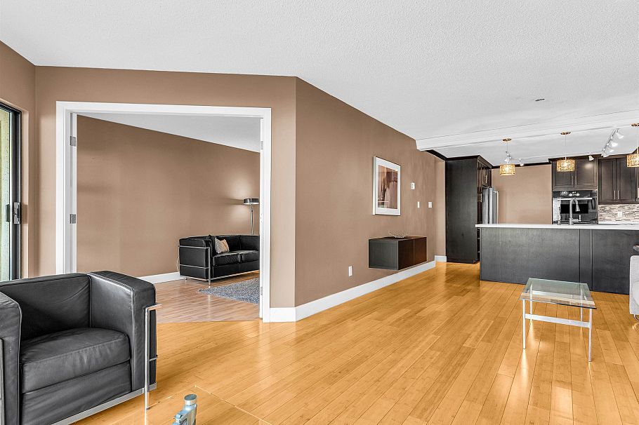 203 4323 Gallant Avenue North Vancouver, BC - 8