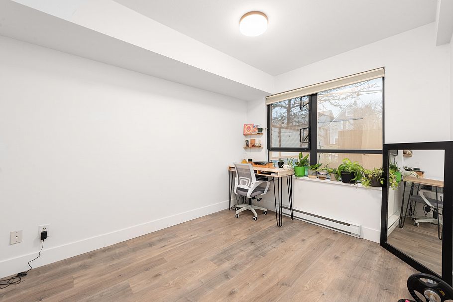 217 2150 E Hastings Street Vancouver, BC - 17