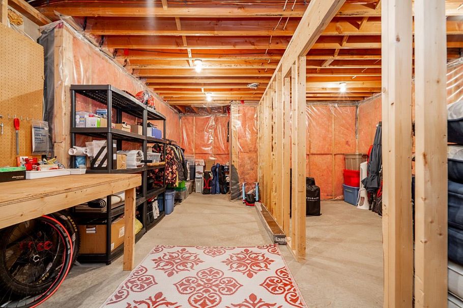 22 4055 Indian River Drive North Vancouver, BC - 28