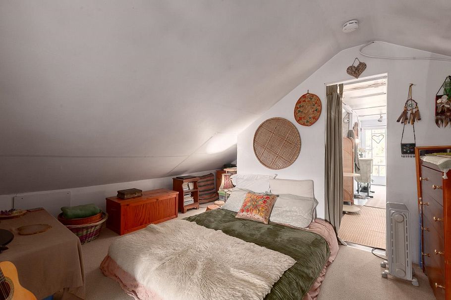 2483 W 6th Avenue Vancouver, BC - 26