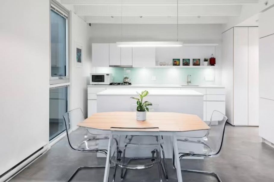 701 219 E Georgia Street Vancouver, BC - 9