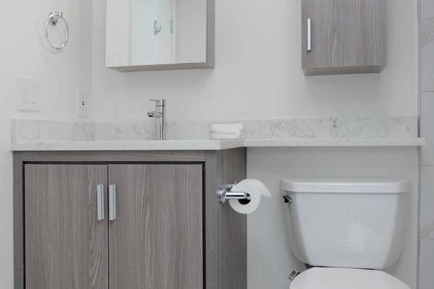 1701 1723 Alberni Street Vancouver, BC - 10