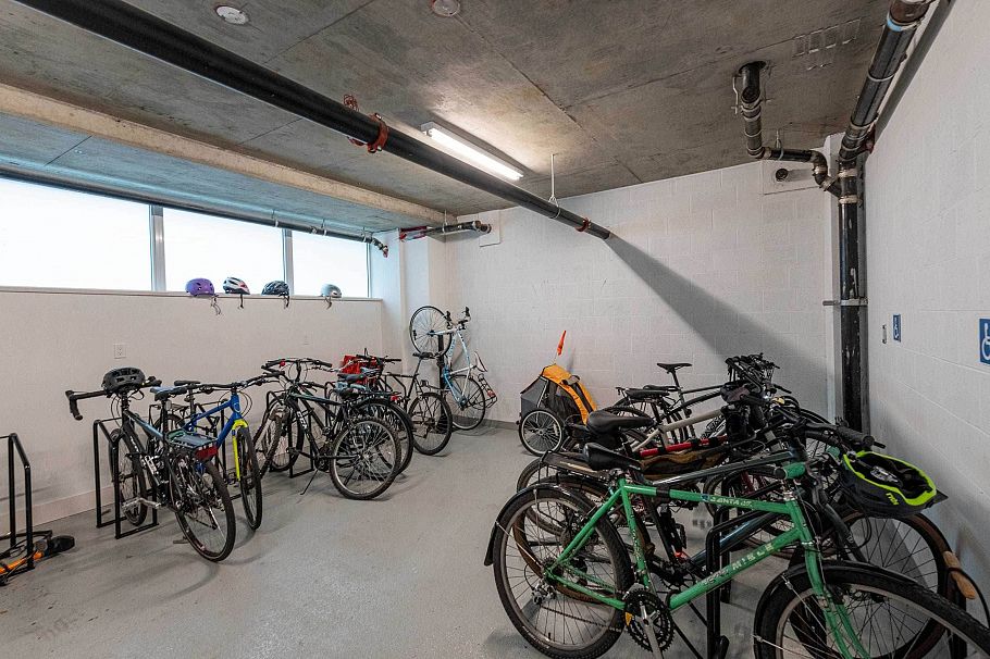 521 311 E 6 Avenue Vancouver, BC - 23