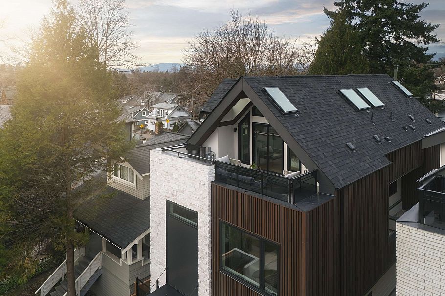 1 2637 W 12th Avenue Vancouver, BC - 36