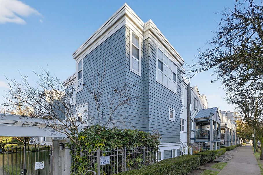 653 W 7th Avenue Vancouver, BC - 27