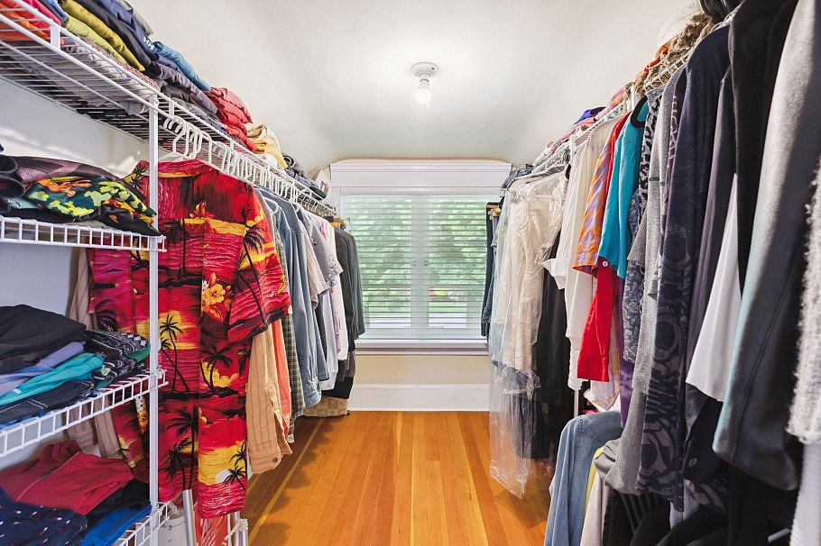 349 E 24th Street North Vancouver, BC - 17