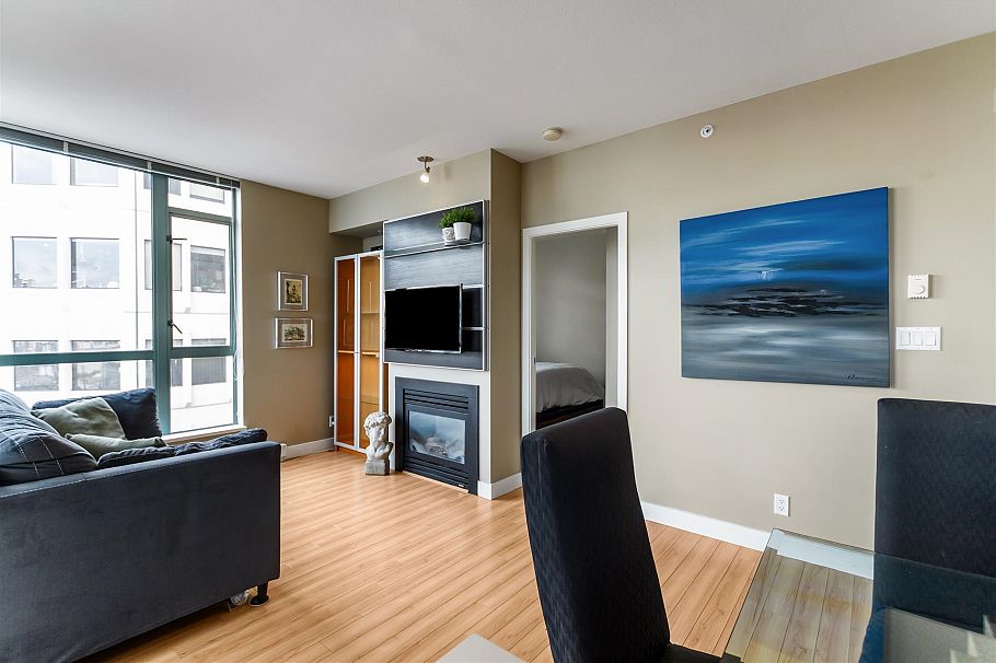 706 1238 Burrard Street Vancouver, BC - 9