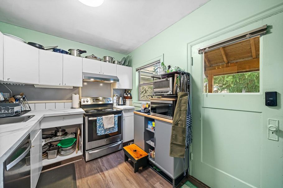 3137 W 28th Avenue Vancouver, BC - 7