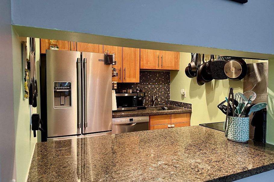 307 3275 Mountain Highway North Vancouver, BC - 7