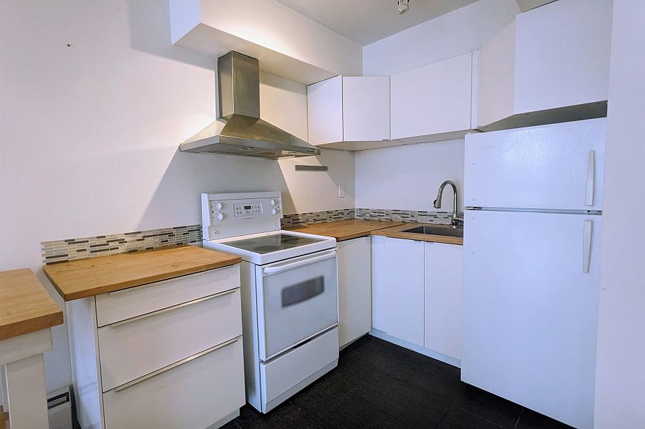 402 1251 Cardero Street Vancouver, BC - 37