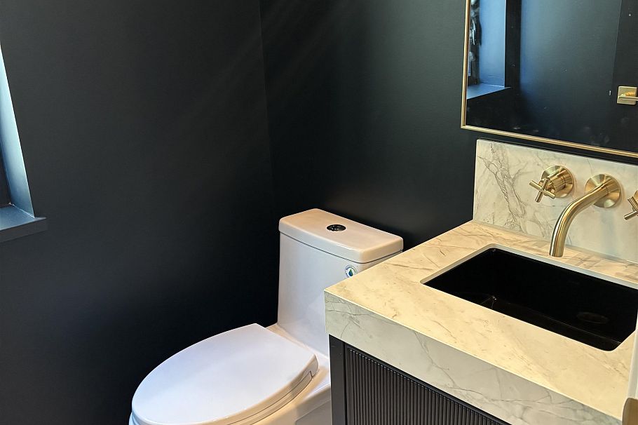 2698 E 5th Avenue Vancouver, BC - 10