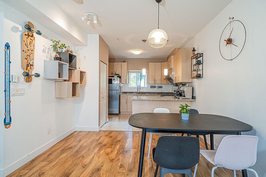 227 3888 Norfolk Street Burnaby, BC - 9