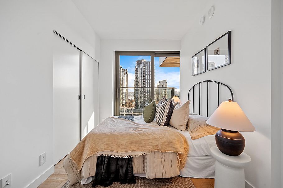 1501 1480 Howe Street Vancouver, BC - 18