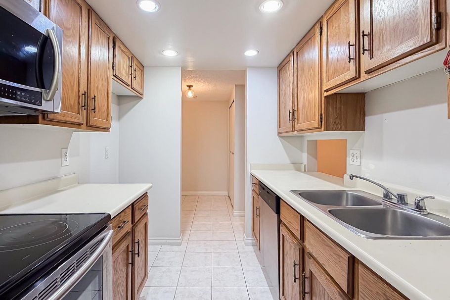 404 6595 Willingdon Avenue Burnaby, BC - 11