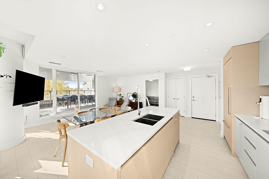 320 3538 Sawmill Crescent Vancouver, BC - 11