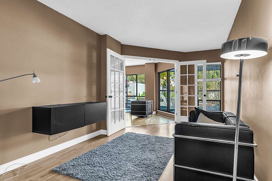 203 4323 Gallant Avenue North Vancouver, BC - 22